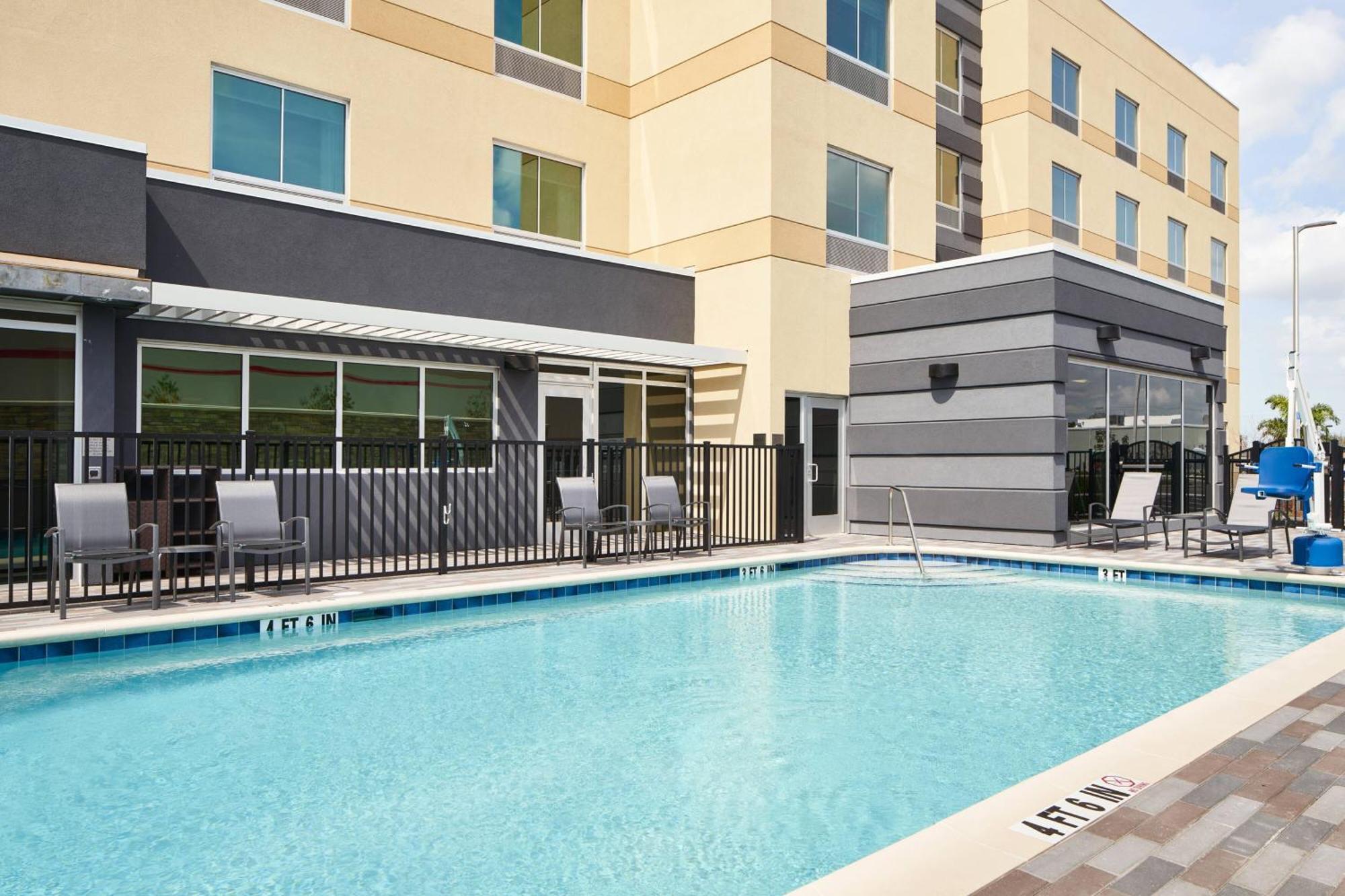 Fairfield Inn & Suites Tampa Riverview Ривервью Экстерьер фото