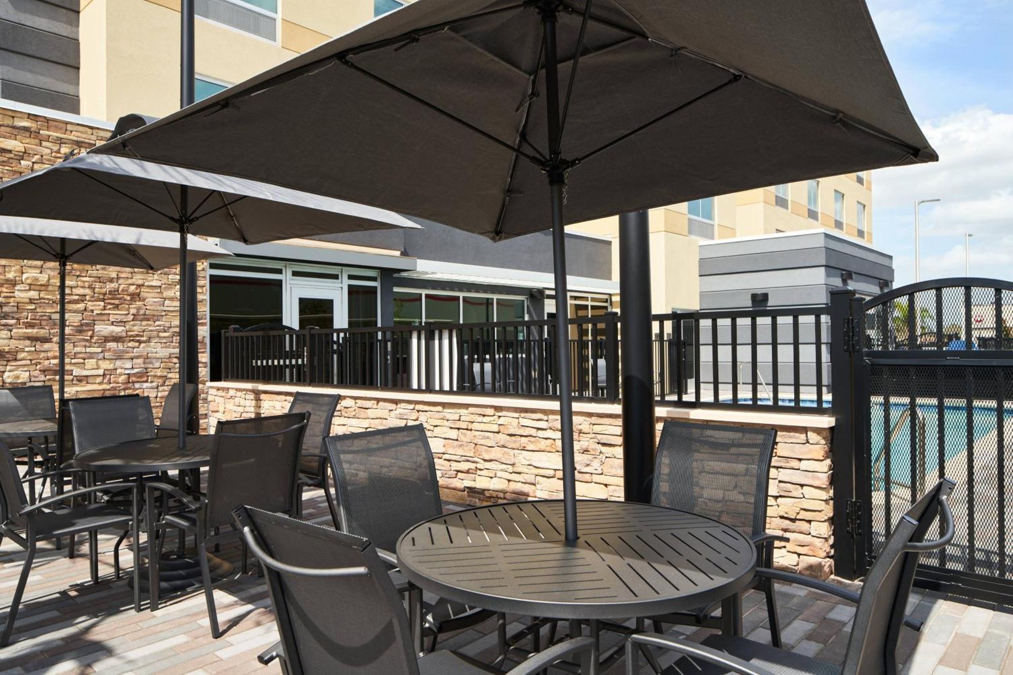 Fairfield Inn & Suites Tampa Riverview Ривервью Экстерьер фото